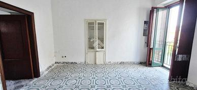 4 LOCALI A VIETRI SUL MARE