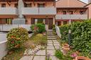 villetta-a-schiera-di-165-m²-con-5-locali-e-box-au