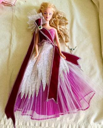 Barbie Magia delle feste 2005 (Bob Mackie) 