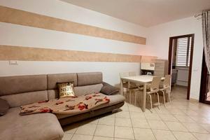 3 locali a monteclaro con terrazza