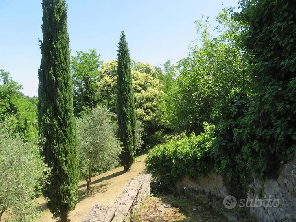 Immobile in asta di 50 m² con più di 5 locali e bo - Vista 3