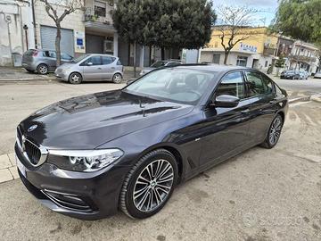 BMW 520 Serie 5 G30 Berlina 520d Sport auto