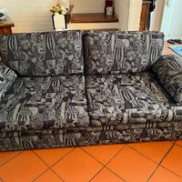Divano tre posti usato