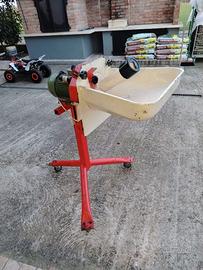 Mulino elettrico con vasca per cereali