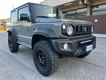 Suzuki Jimny 1.5 5MT Top