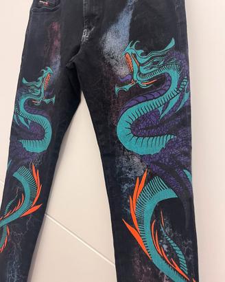 Jeans Diesel neri con stampa Drago – Taglia 31