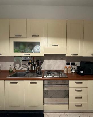 Cucina lineare 3,20 mt - Con Forno e Piano cottura