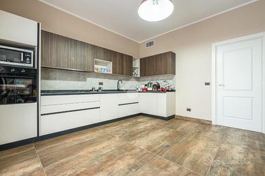 5 LOCALI A SAN GILLIO