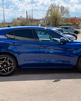 Alfa Romeo Stelvio 210 Q4 "VELOCE Tì" ESEMPLARE 