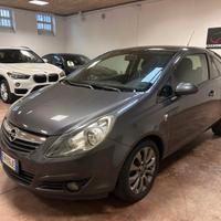 Opel Corsa 1.2 3 porte b-color