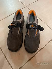 Scarpe da lavoro aperte