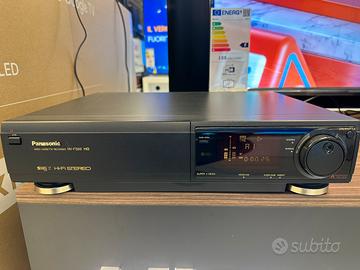 Videoregistratore Super VHS PANASONIC NVFS88EG