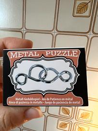 Gioco rompicapo in metallo