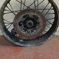 Ruota cerchione posteriore bmw f650 st 1997