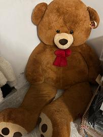 Orso di peluche gigante