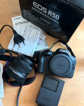 Canon EOS R50 + obiettivo kit – Come nuova