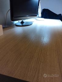 scrivania larghezza 140 altezza 73 profondità 65