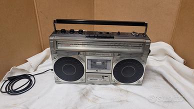 radio mangiacassette vimtage sharp anni 80