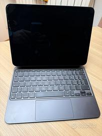 Ipad Pro M4 11” 256gb cellular + Magic Keyboard