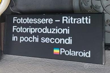 Insegna luminosa Polaroid vintage