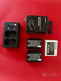 2 X NP-W235 nuove per X-T5  GFX100 II  X-H2S X-H2