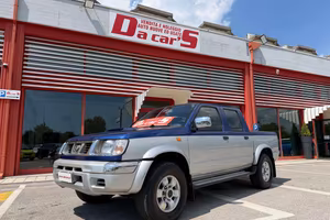 Nissan Pick Up NAVARA 2.5 TD, GANCIO TRAINO