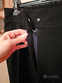 Pantaloni Guess in velluto a costine – neri – tagl