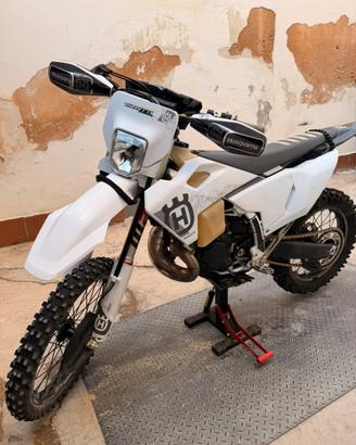 Husqvarna 300 pro 2025