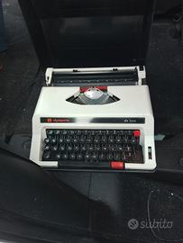 macchina da scrivere 