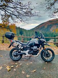 Moto Guzzi V85 Strada