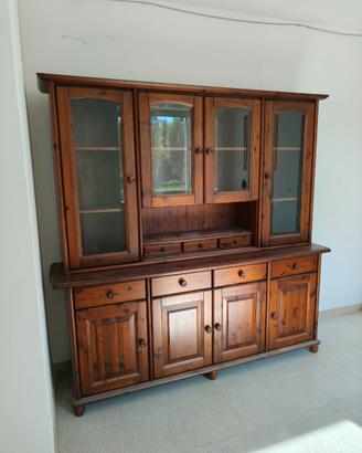 credenza con vetrina arte povera