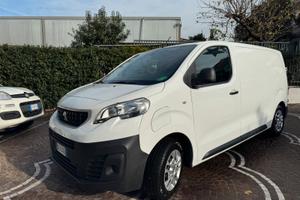Peugeot expert elettrico furgone 3 posti