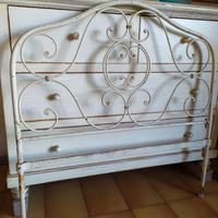 VECCHIO LETTO IN FERRO BATTUTO singolo