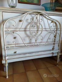 VECCHIO LETTO IN FERRO BATTUTO singolo