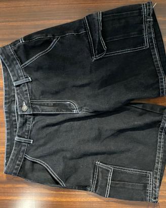 pantaloni