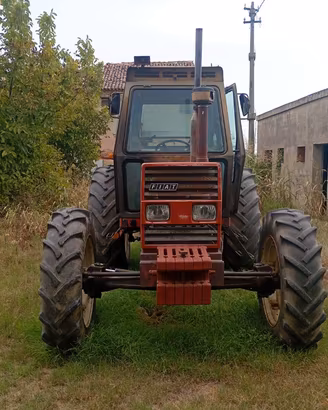 Trattore Fiat 980 DT cabinato