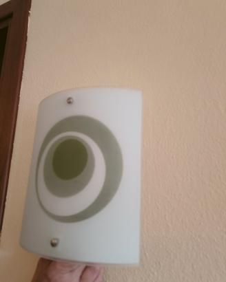 Coppia di applique in vetro satinato bianco 