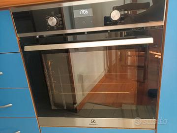 Forno Ventilato Electrolux 