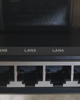 Ethernet  8 PORT Desktop SWITCH