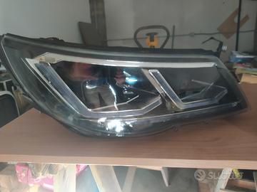 fari led Tiguan 2010