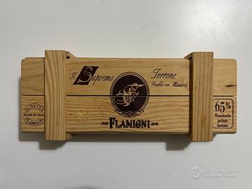 Scatola in legno Torrone Flamigni