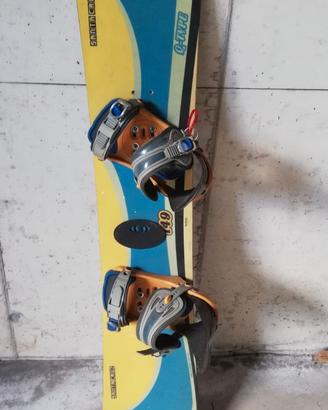 Tavola Snowboard Santa Cruz con attacchi