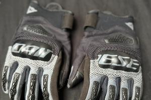 Dainese guanti moto