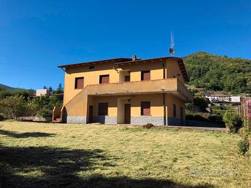 Casa Indipendente Sillano Giuncugnano [241VRG]