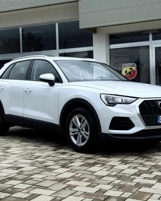 Audi Q3 35 TDI S tronic Business