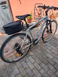 bici da trekking Bottecchia 