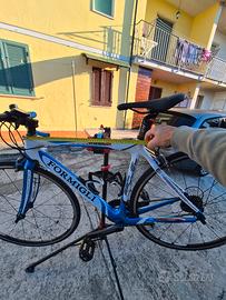 bici da corsa carbonio