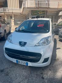 PEUGEOT 107 AUTOCARRO IVA ESPOSTA