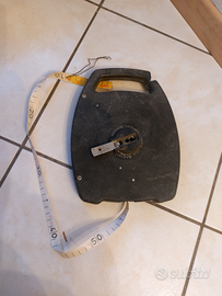 Metro a fettuccia antico da geometra