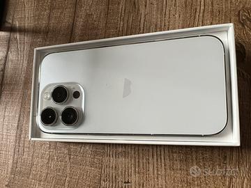 iPhone 14 pro silver